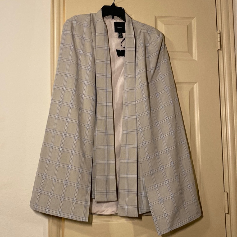 NWT Forever 21 Plaid Shoulder Cape